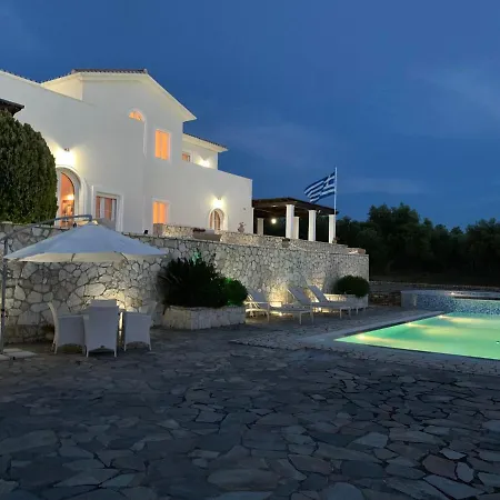 فيلة Amazing Villa With Private Pools And Sea Views Kastro-Kyllini